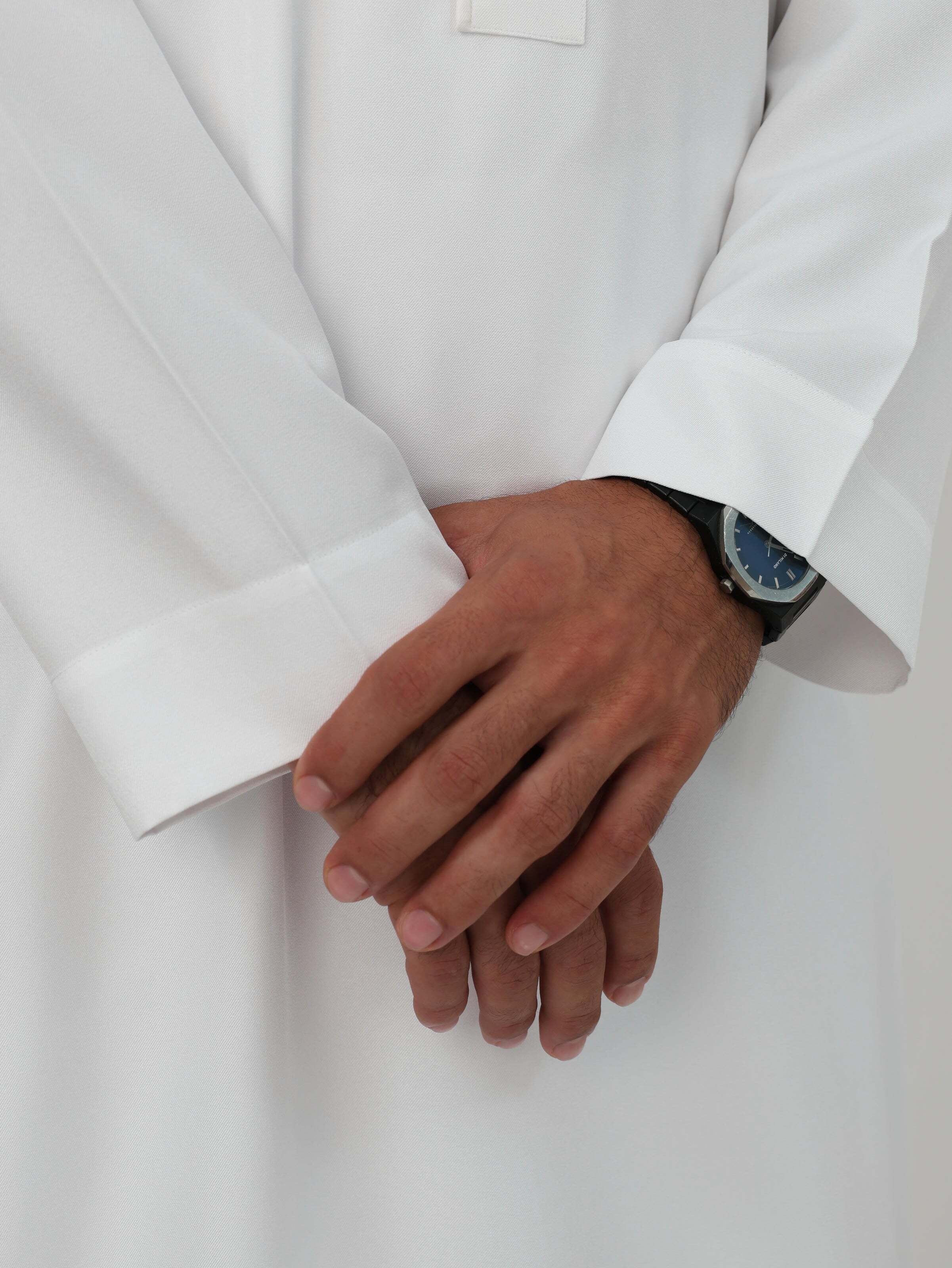 White Kuwaiti Kandurah image 9