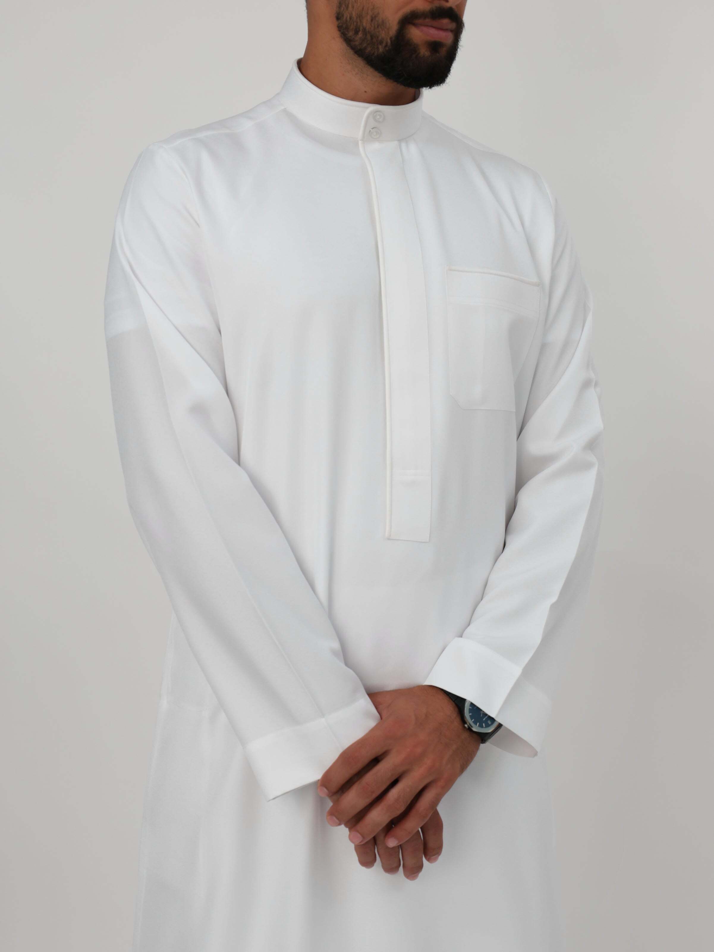 White Kuwaiti Kandurah image 8