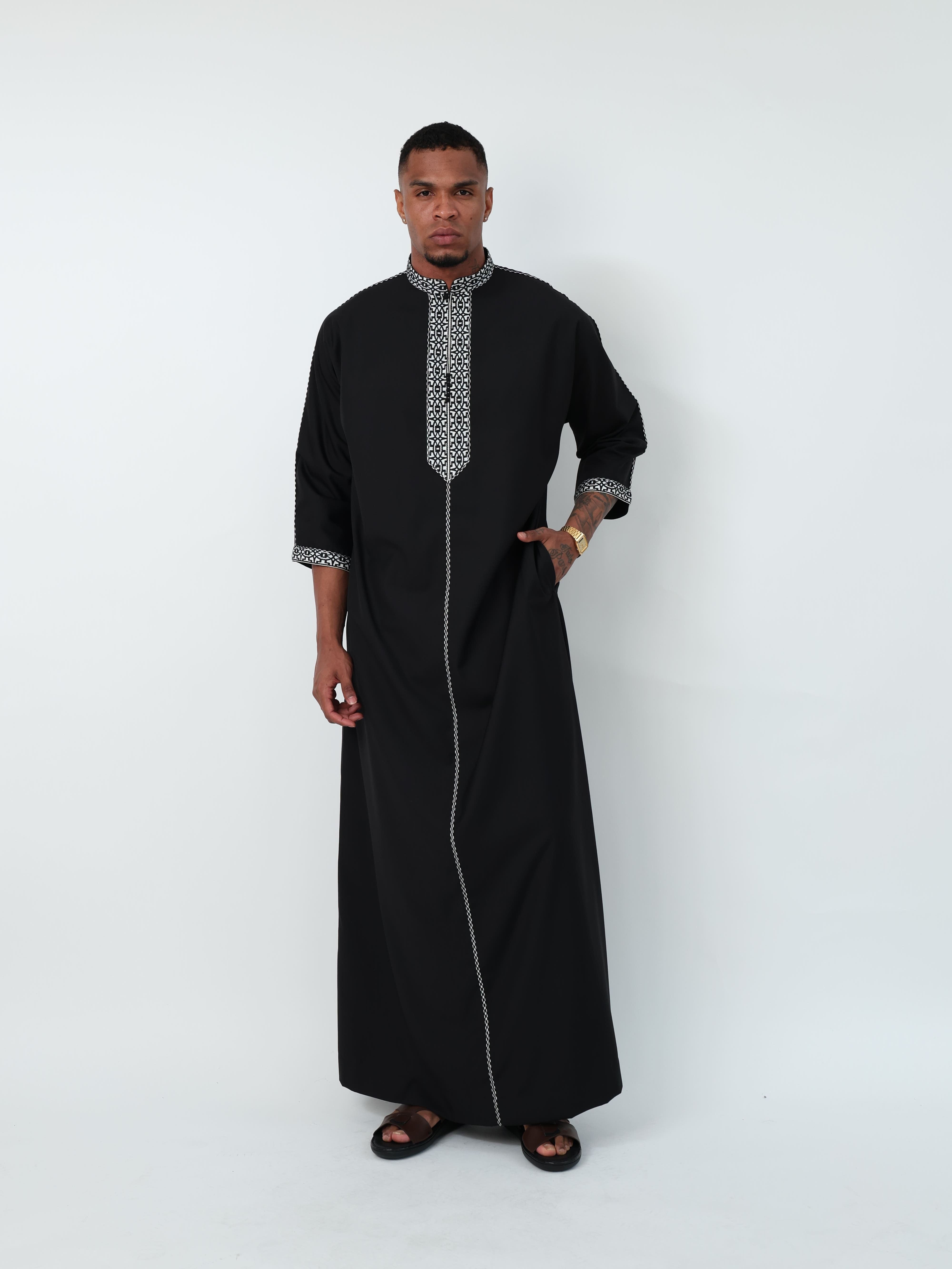 Onyx Moroccan Thobe image 9