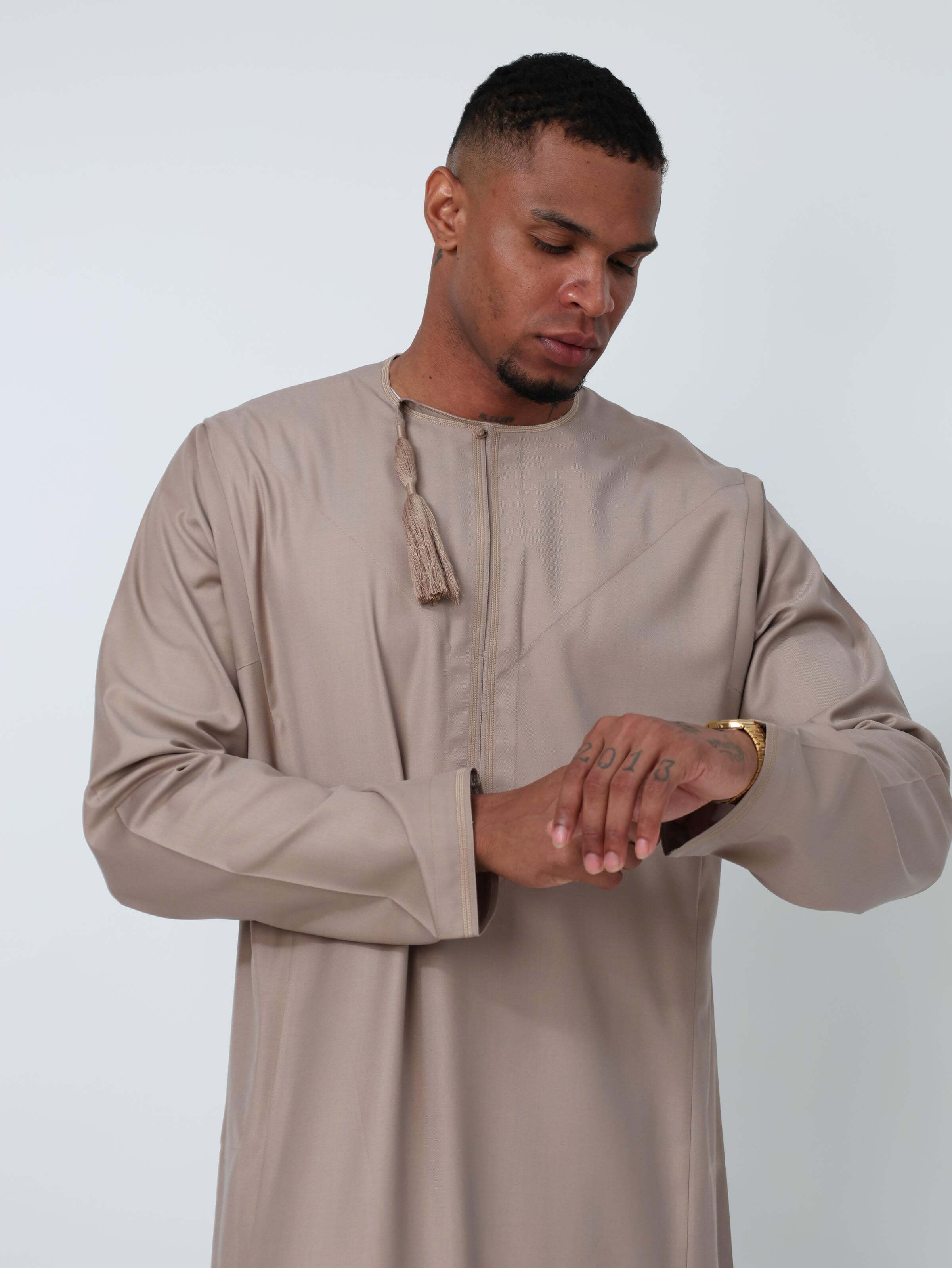 Omani Brown image 2