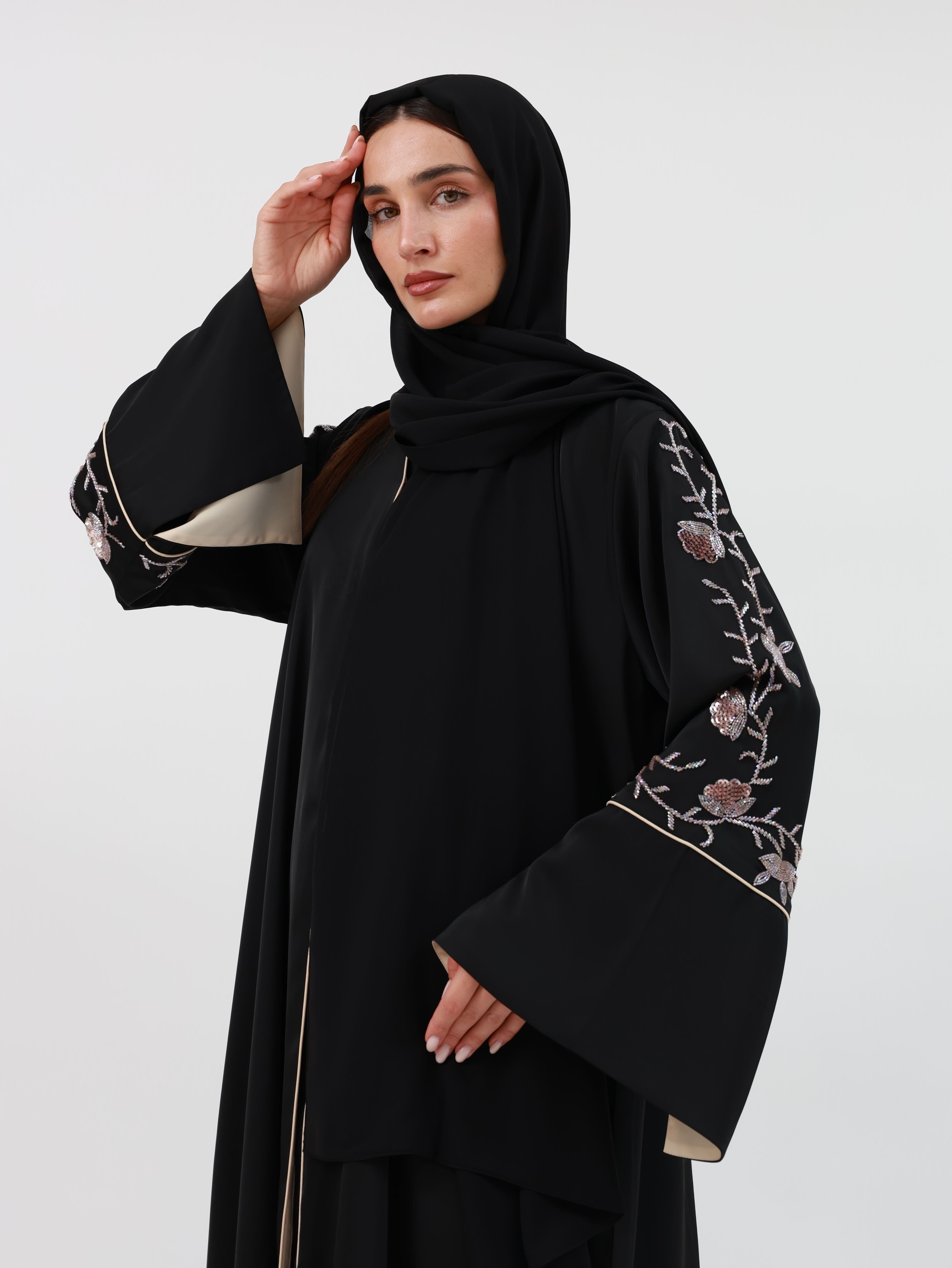 Noir Elegance image 4