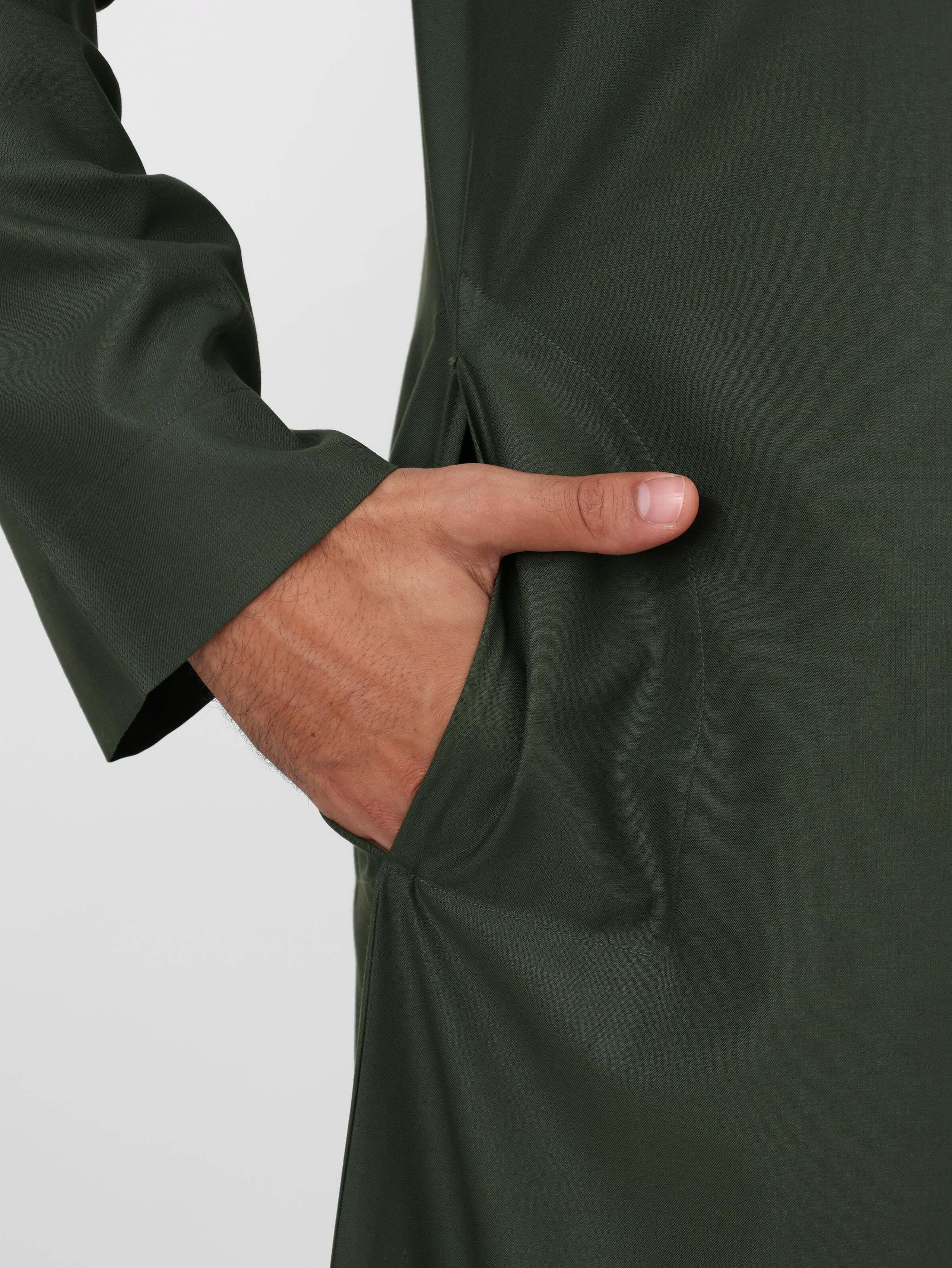 Forest Green Kuwaiti Kandurah image 5