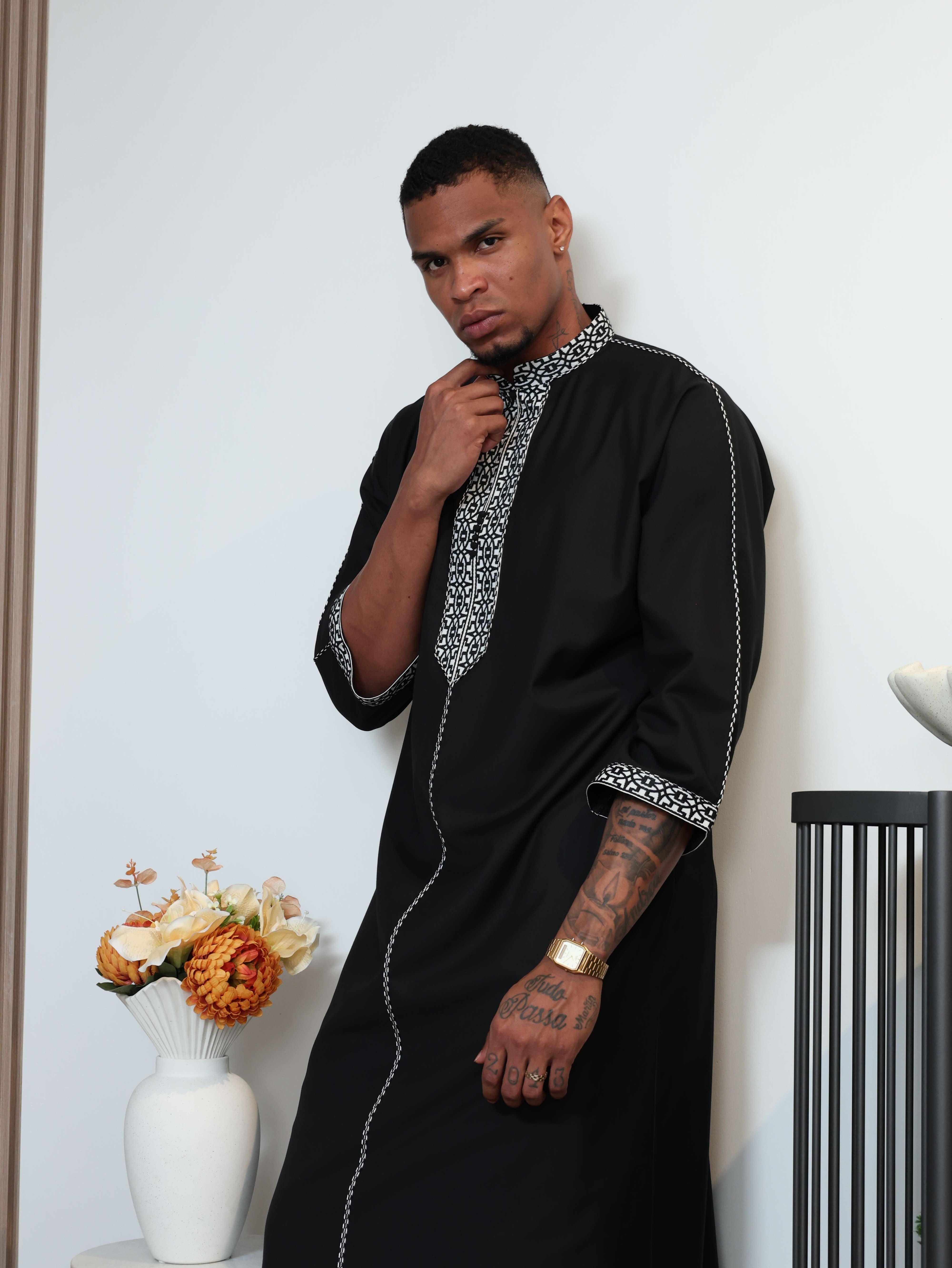 Onyx Moroccan Thobe image 8