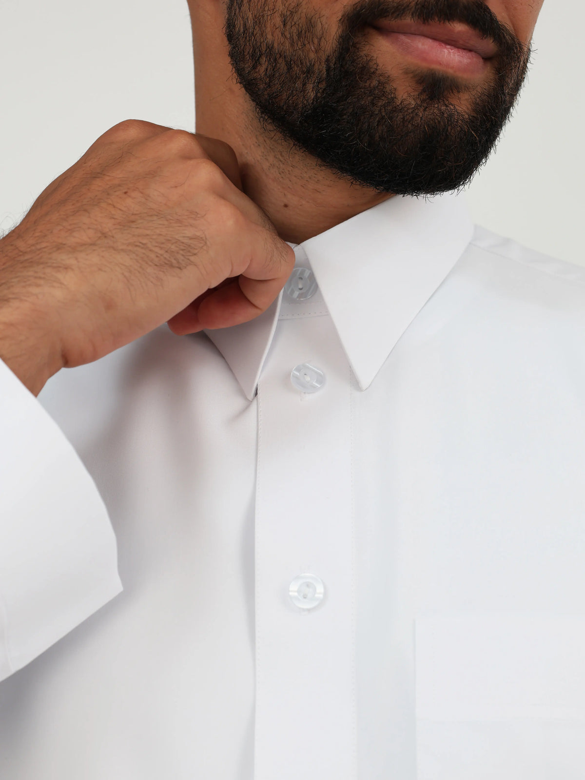 White Qatari Kandura