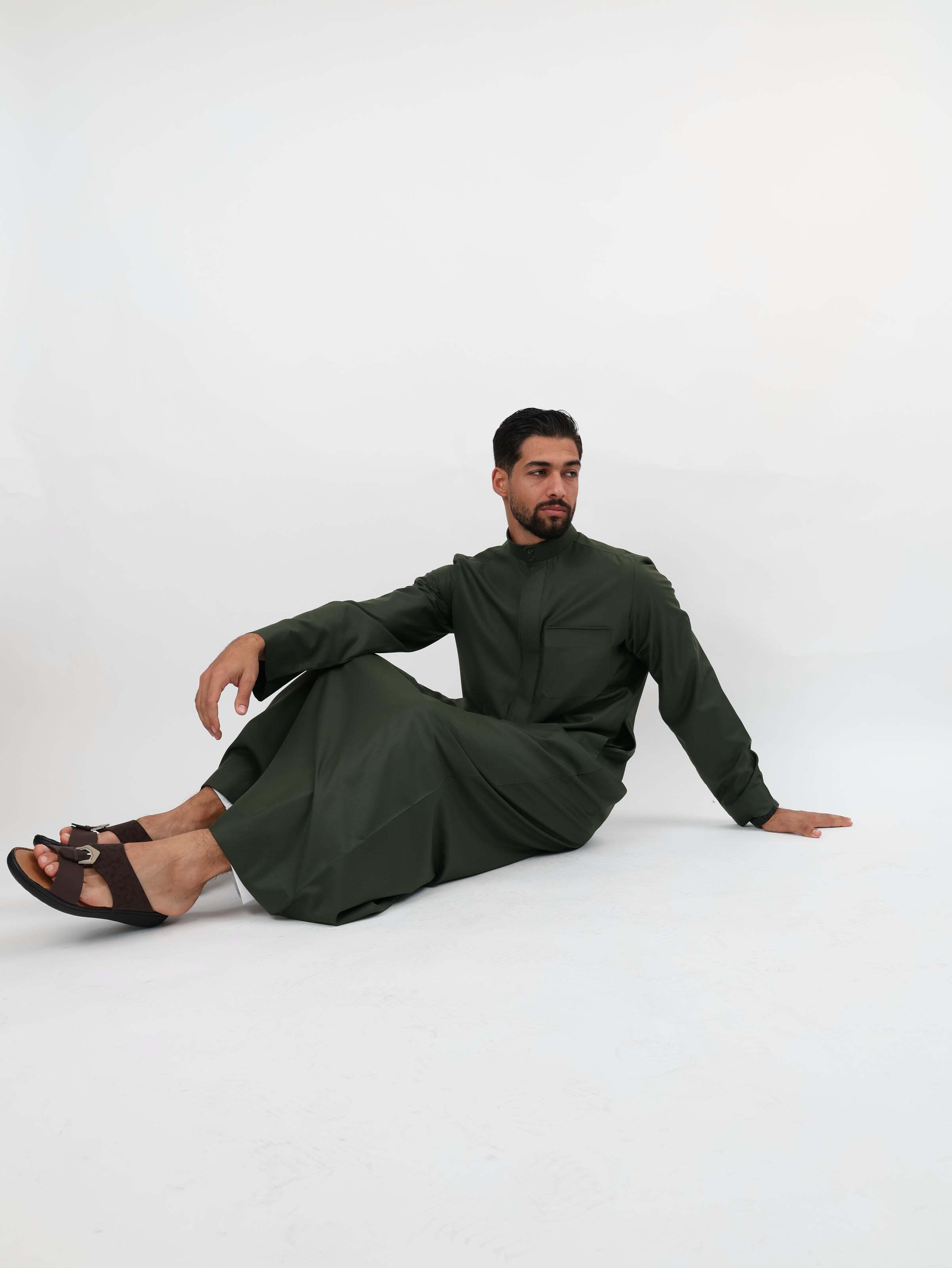 Forest Green Kuwaiti Kandurah image 8