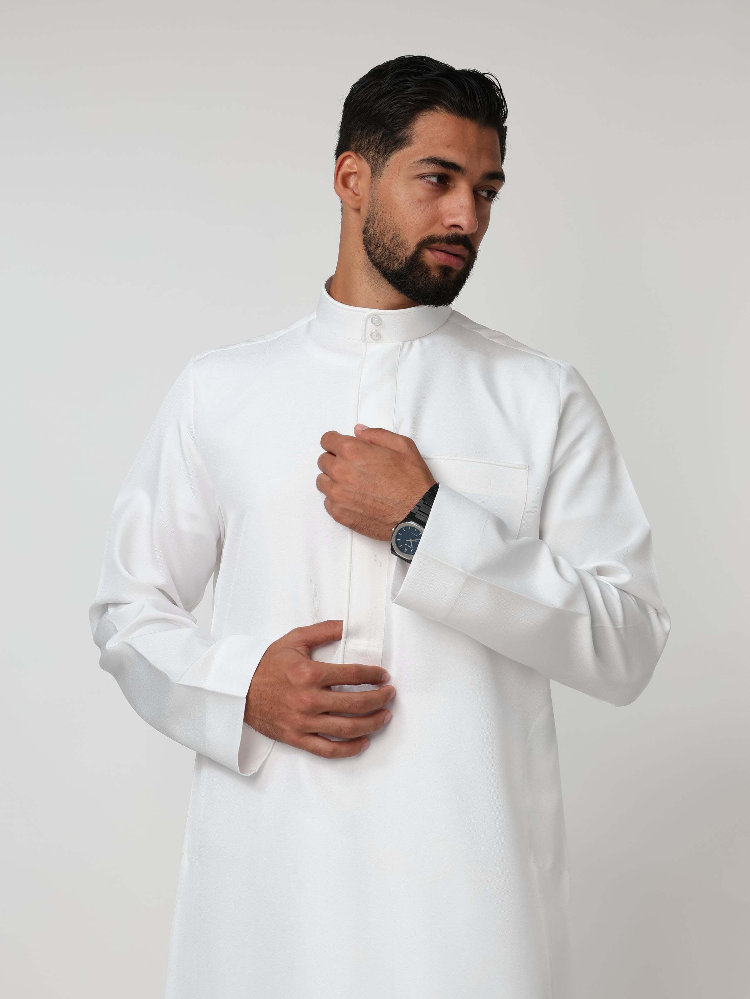 White Kuwaiti Kandurah image 2