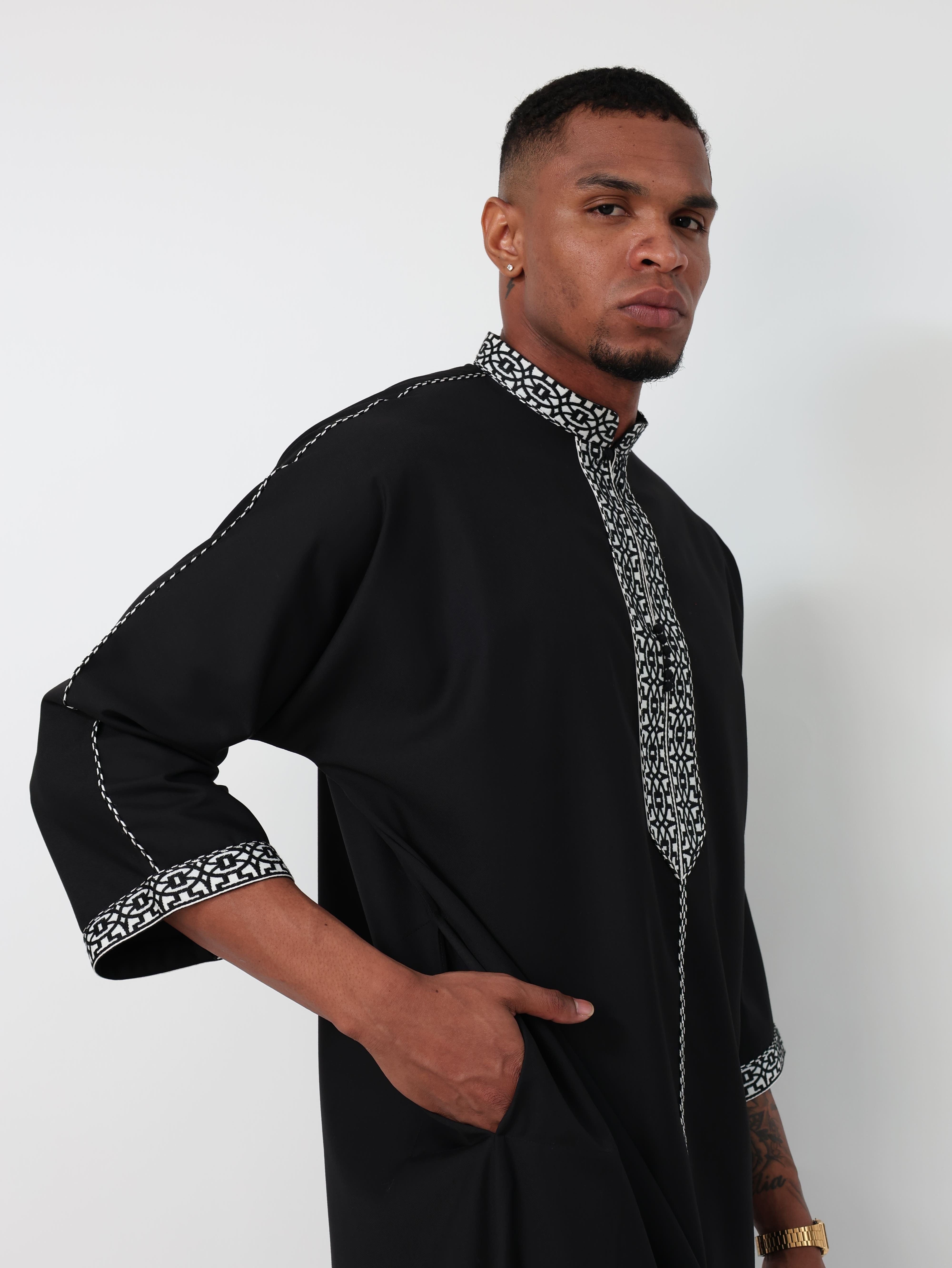 Onyx Moroccan Thobe image 11